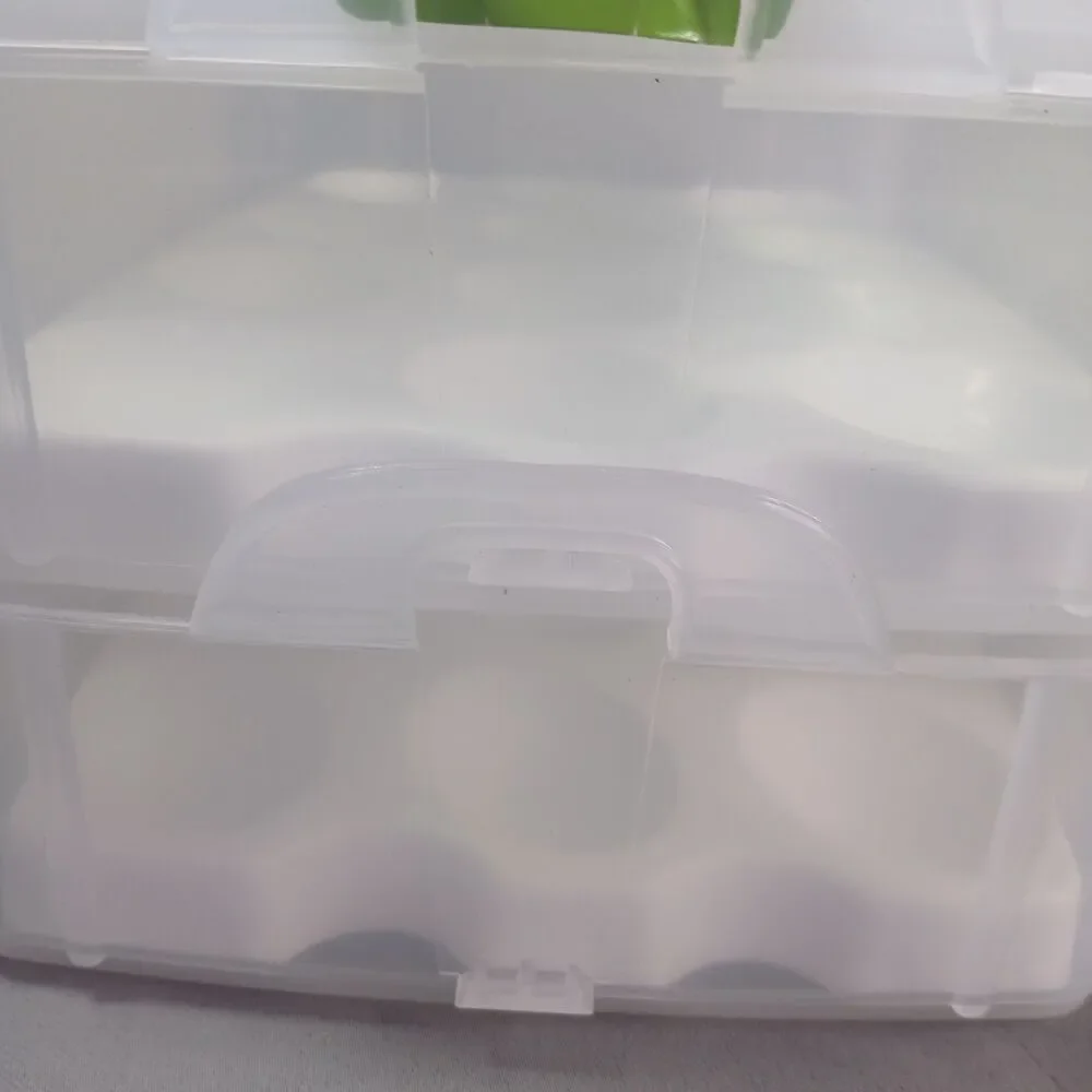 Snapware Snap N Stack Egg Tainer Deviled Egg Carrier Storage 24 Eggs NEW